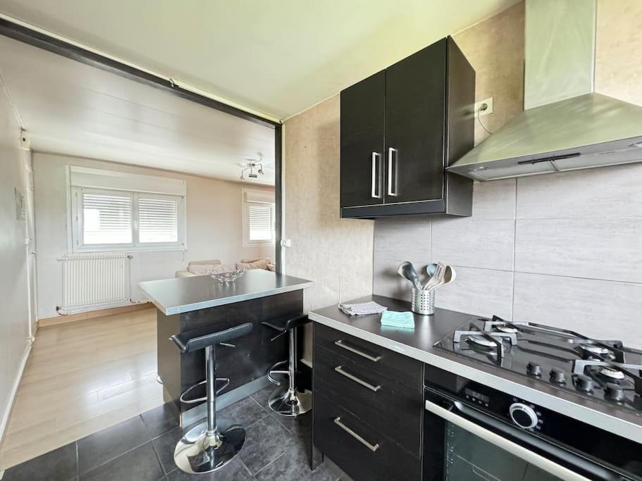 Appartement F2 Proche Axes Principaux - Claude Guichard Clermont-Ferrand Kültér fotó